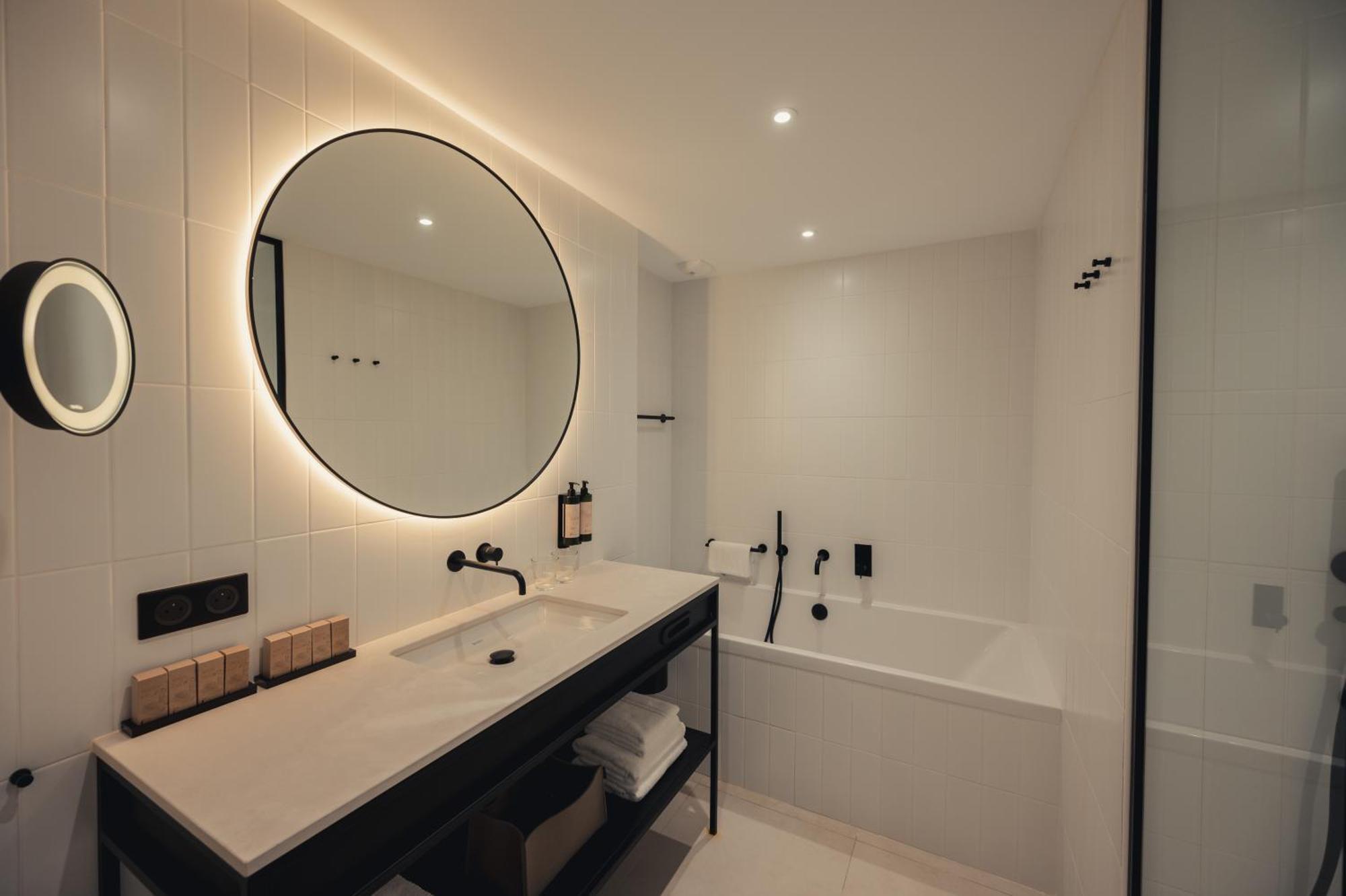 Van Der Valk Hotel Bloom סנט-אגף מראה חיצוני תמונה