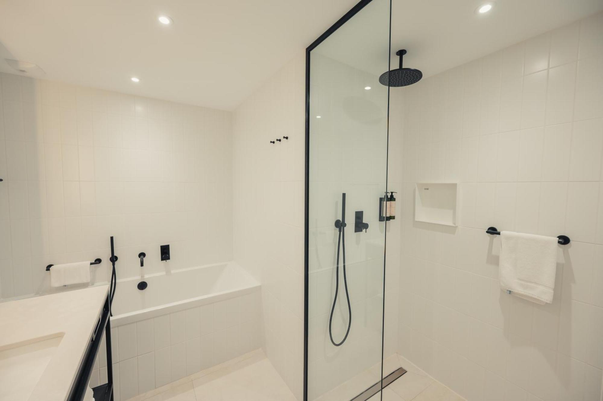Van Der Valk Hotel Bloom סנט-אגף מראה חיצוני תמונה